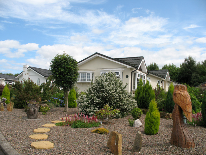 Well presented front garden